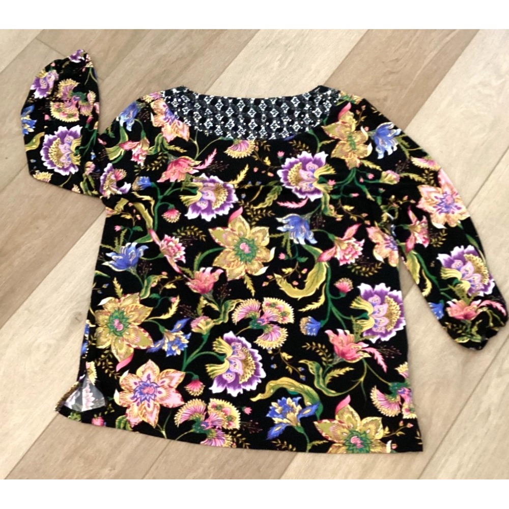 JM Collection Black Floral Blouse with Rhinestone Collar  Size XL